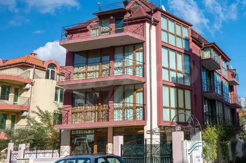 Хотел в Бургас, Несебър