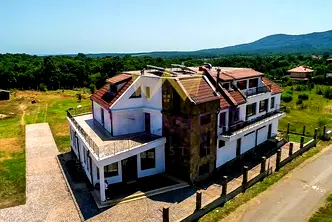 Хотел в Бургас, с. Велика