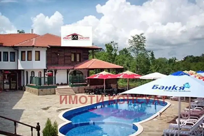Хотел във Велико Търново, Елена