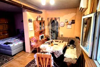 Къща в с. Миролюбово