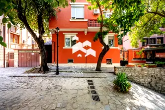 Къща в Старият