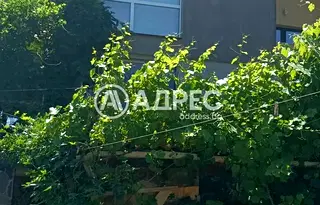 Къща в Банкя