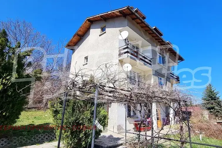 House in Kokalyane