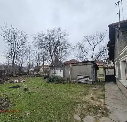 Photo 3 — House in Ruse, Centralen Koop. Pazar