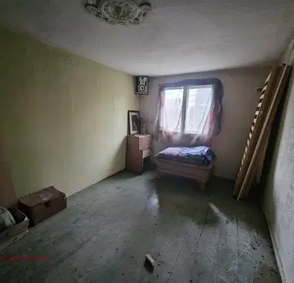 Photo 5 — House in Ruse, Centralen Koop. Pazar