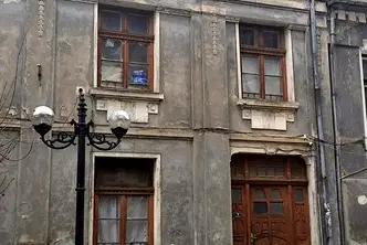 Къща във Велико Търново, Център
