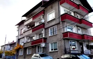 Къща в Габрово, Център