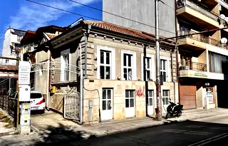 Къща във Варна, Център