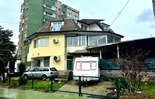 Къща в Пазарджик, Център