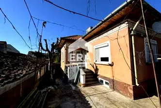 Къща в Силистра, Център