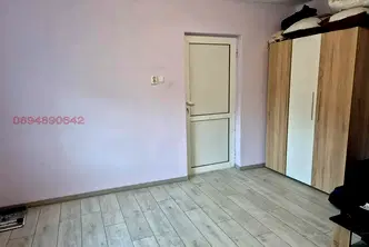 Къща в Добрич, Център