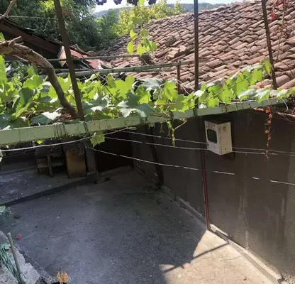 Photo 3 — House in Veliko Tyrnovo, Centyr