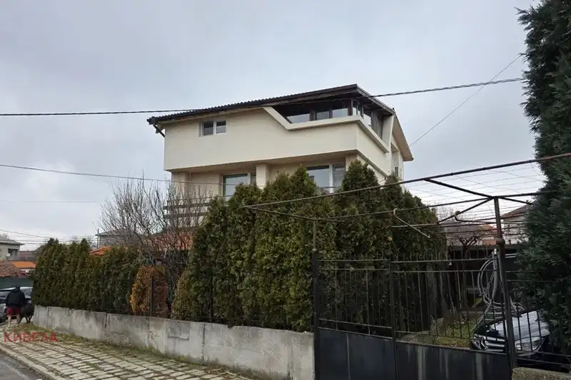 House in Pernik, Cyrkva