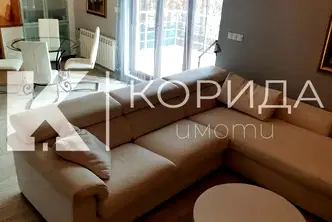 Къща в София, Горна баня