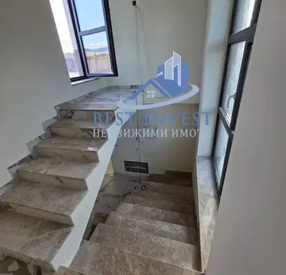 Photo 3 — House in Благоев, Грамада