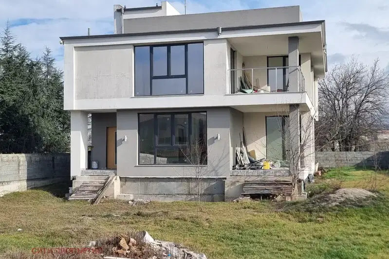 House in Благоев, Грамада