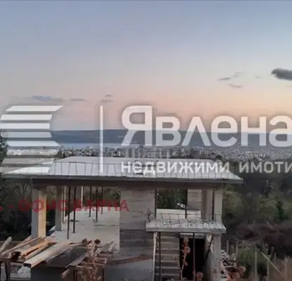 Снимка 3 — Къща във Варна, Изгрев