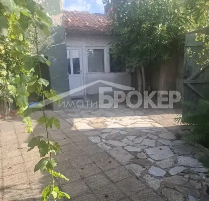 Photo 3 — House in Sliven, Komluka