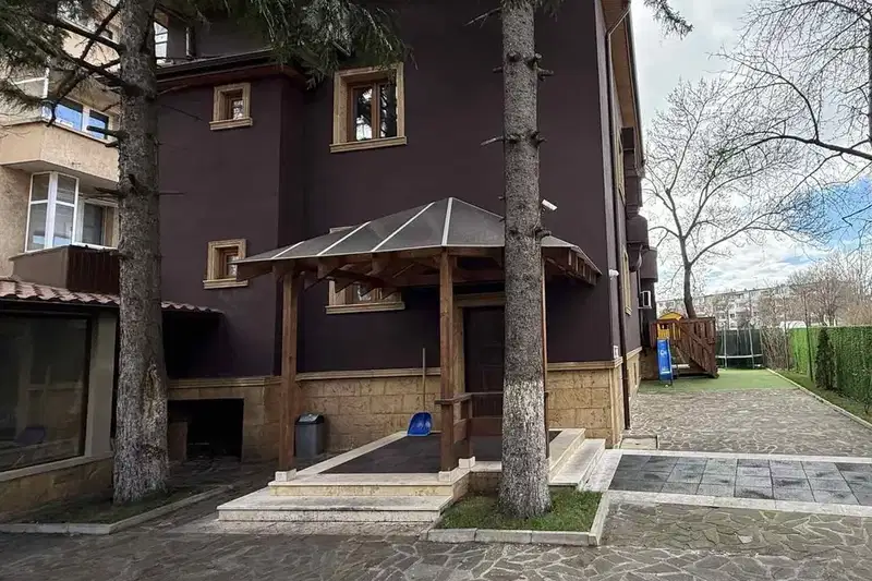House in Sofiya, Krasna Polyana 2