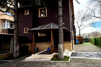 Къща в София, Красна поляна 2
