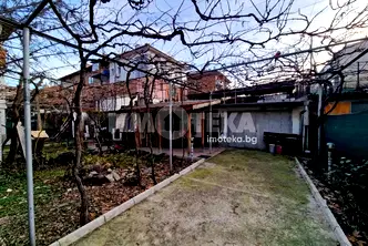 Къща в Пловдив, Кючук Париж