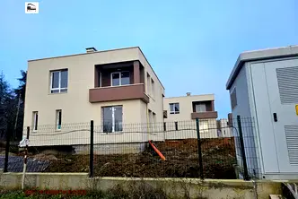 Къща във Варна, м-т Боровец - юг