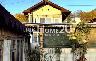 Къща във Варна, м-т Боровец - юг