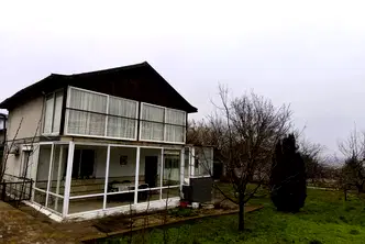 Къща във Варна, м-т Боровец - юг