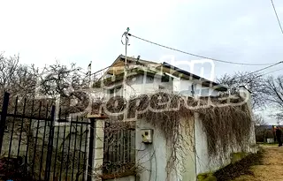 Къща във Варна, м-т Долна Трака