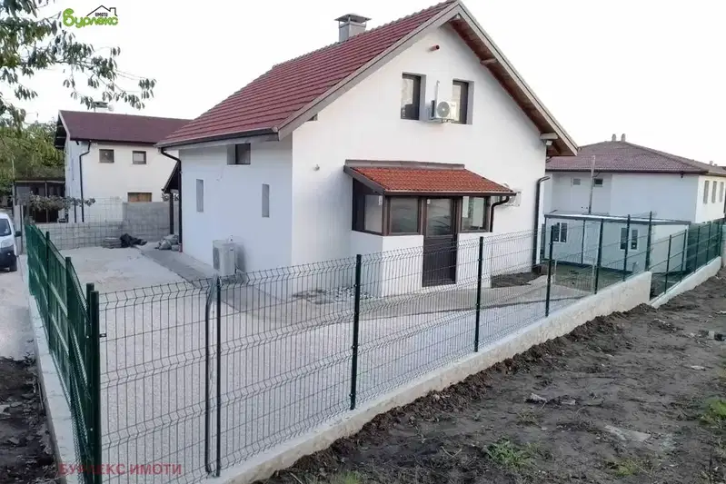 Къща във Варна, м-т Ментешето