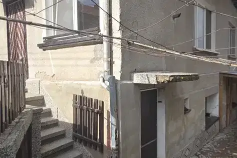 Къща в Перник, Могиличе