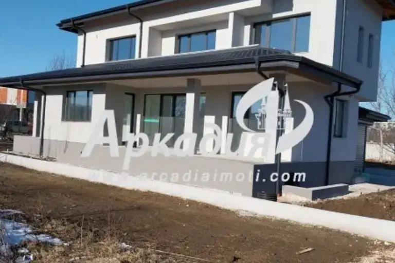 Къща в Пловдив, Остромила