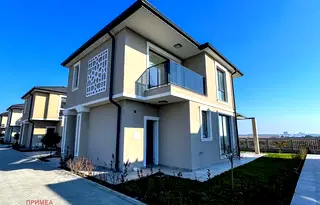 Къща в Бургас, Сарафово