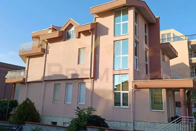 House in Burgas, Sarafovo