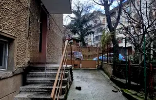 Къща в Плевен, Широк център