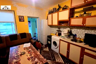 Къща в Русе, Широк център