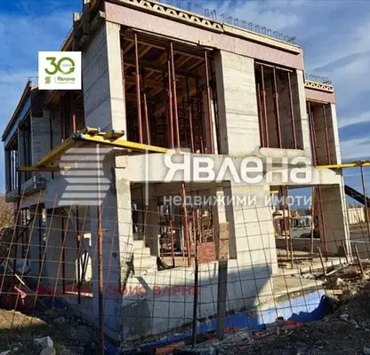 Снимка 5 — Къща във Варна, Виница