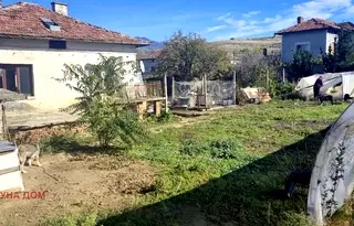 Къща в Благоевград, Сандански
