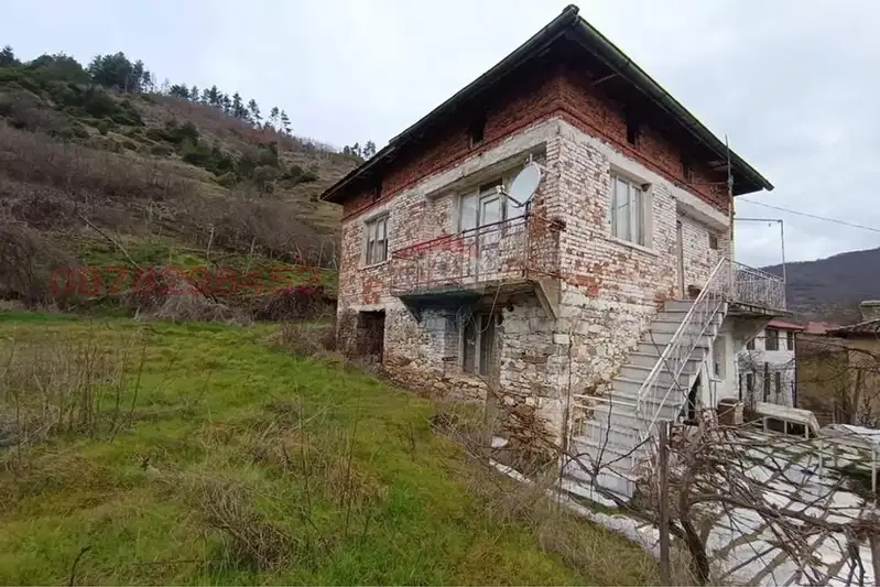 Къща в Благоевград, Сандански