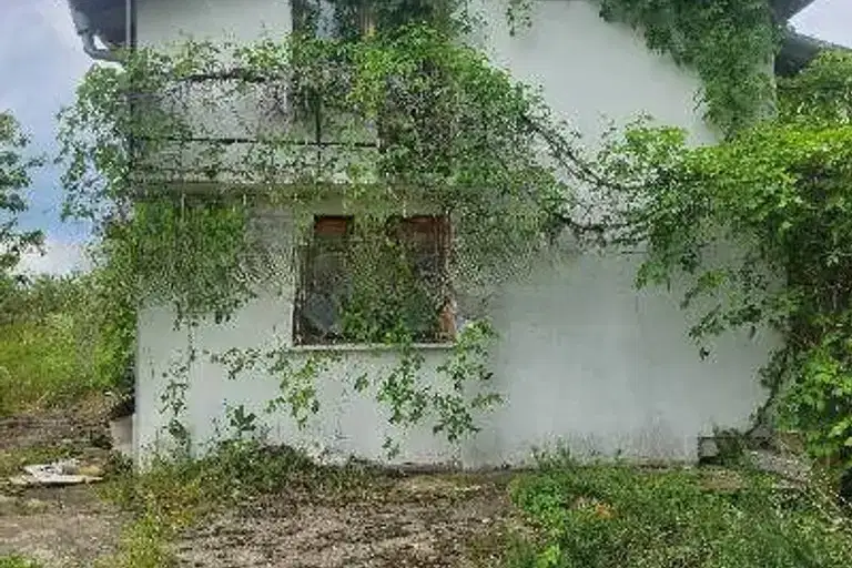 Къща в Бургас, с. Драчево