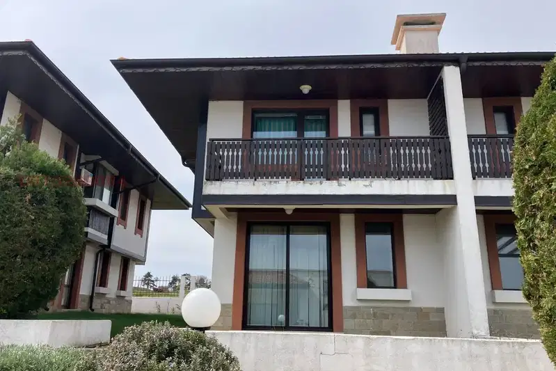 House in Oblast Burgas, Lozenec