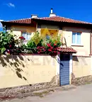 Къща в Бургас, с. Момина църква