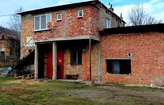 Къща в Бургас, с. Равадиново