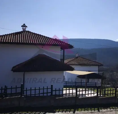 Снимка 4 — Двуетажна къща с 2 спални в с. Църква, обл. Добрич