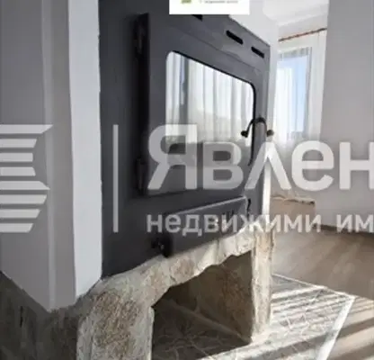 Снимка 4 — Къща в Добрич, с. Църква