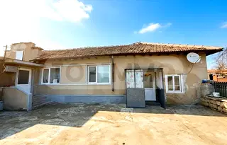 Къща в Добрич, с. Гурково