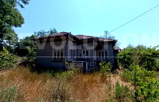 Къща в Добрич, с. Кардам