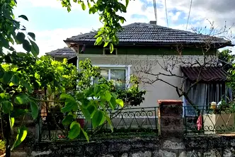 Къща в Добрич, с. Кардам