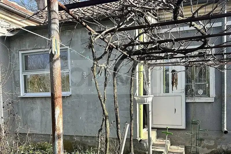 Къща в Добрич, с. Миладиновци