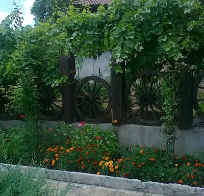 Снимка 4 — Къща в Габрово, Трявна